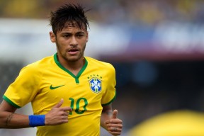 开云体育APP下载-德甲争冠战之夜，范戴克如何用攻防转换改写比赛基因？