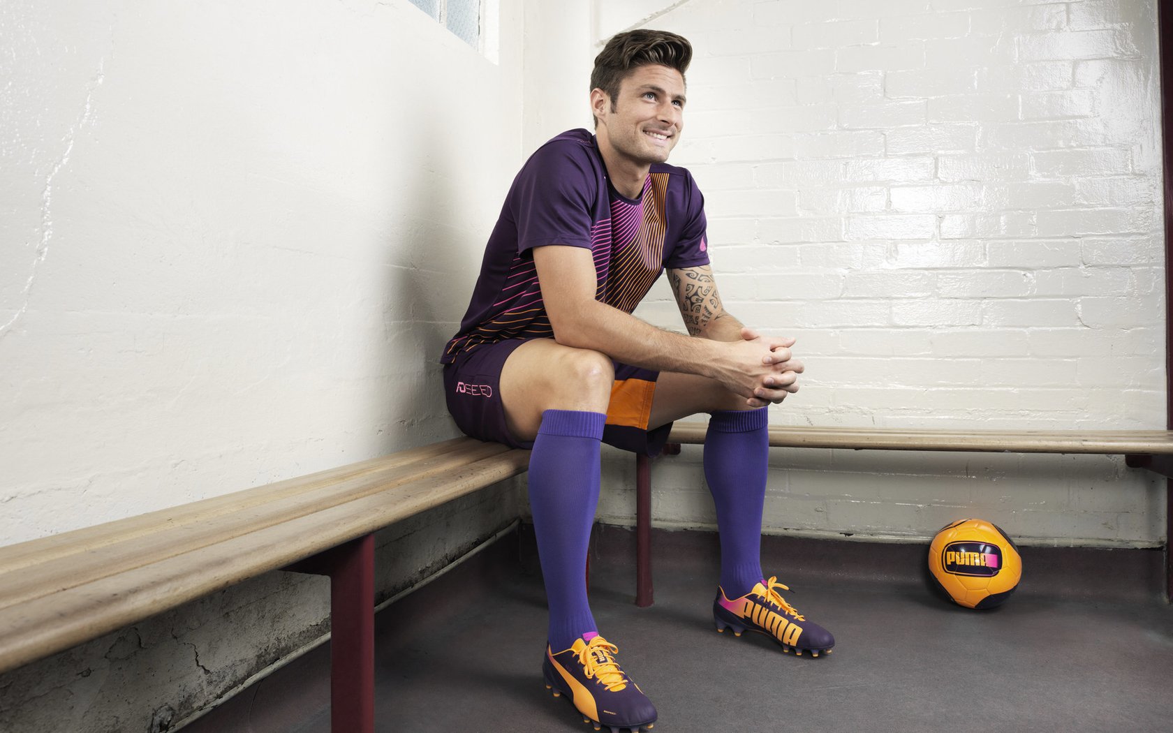 从嘘声到掌声，格列兹曼的救赎与加拿大足球的觉醒